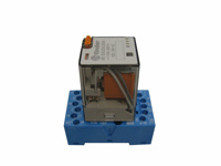 Toon details van Relais met voet 230 Volt. Afbeeldingen van Relais met voet 230 Volt.