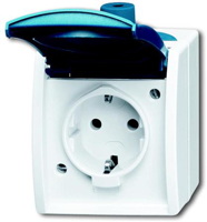Toon details van Wandcontactdoos 230 Volt met randaarde IP44. Afbeeldingen van Wandcontactdoos 230 Volt met randaarde IP44.